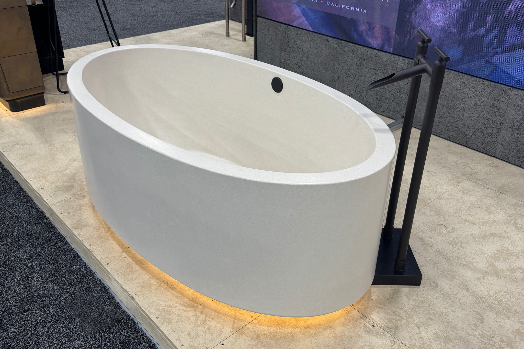 Tranquility Urban Concrete Soaking Tub